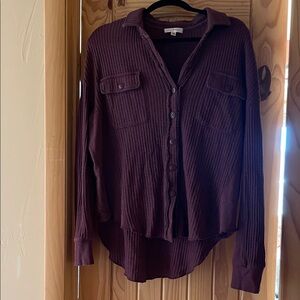 Elegant Button-Down Ribbed Shirt - Deep Purple PTP 26”L Front 25”LB 28”